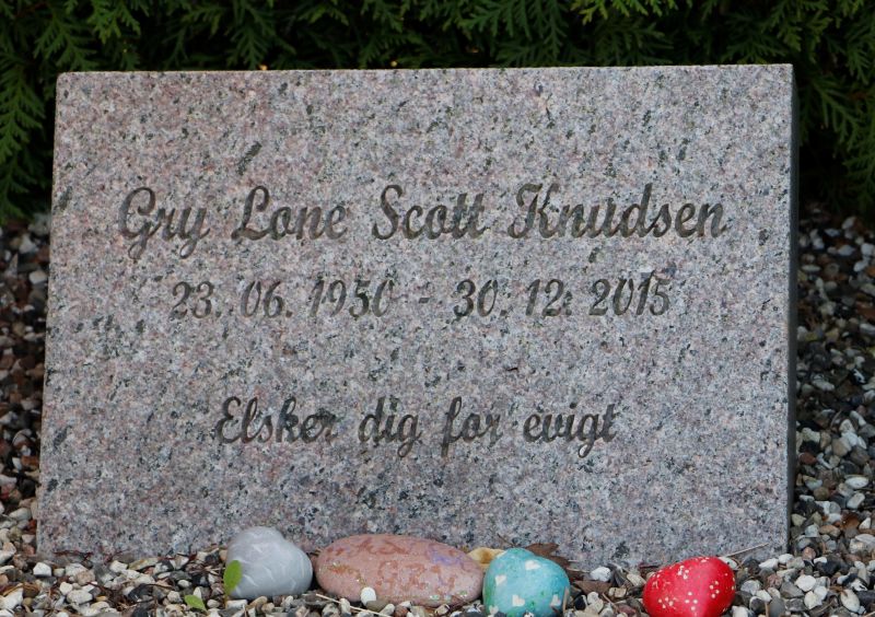 Gry Lone Scott Knudsen.JPG